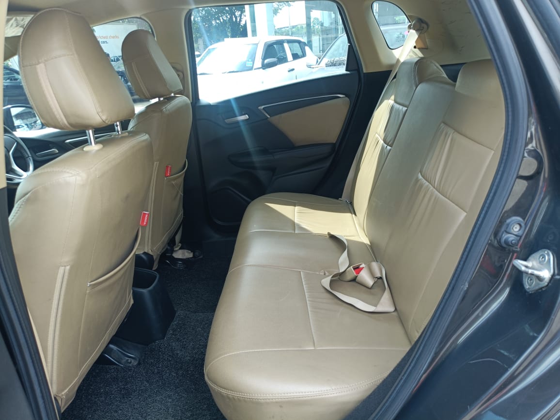 Maruti Suzuki Ertiga(2018-2022) Zdi Plus 1.5